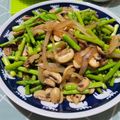 冷諾寒 的 蘑菇炒蘆筍洋蔥 cooksnap