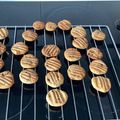 El cooksnap de Maglen Katherine Meneses cuando hizo Galletas de harina de almendras y harina de trigo.