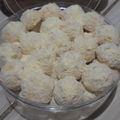 Cooksnap dari Deasy Rhythmvocal untuk resep Putri salju lumer with kacang mede+edam #kuekering #kuelebaran