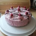Viktória Nemes-Mizsei Cooksnap-ja, amikor elkészítette a(z) Csupa csoki torta az első szülinapra receptet.