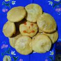 Saroj Shah's cooksnap of when they made મગની દાળની ખસ્તા કચોરી (Moong Dal Khasta Kachori Recipe In Gujarati).