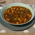 El cooksnap de Miguel APP cuando hizo Garbanzos estofados con butifarra, espinacas y rovellons.