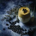 Cooksnap Nur Dhunaa AB Maleq semasa beliau membuat Kopi Dalgona.