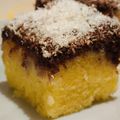 Mónika Gyurászné Cooksnap-ja, amikor elkészítette a(z) Banános csokis kókuszos kocka 🍌🍫 receptet.