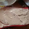 El cooksnap de Jessica Saldaña Souza cuando hizo Helado Casero de Frutilla con Pedazos de chocolate.