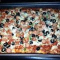 cullen.coven2000's cooksnap of when they made Mexican Chicken Pizza.
