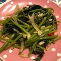 Claudia Chen 的 炒地瓜葉 cooksnap