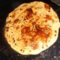 Sunita Singh का कुकस्नैप जब उन्होंने गुड का पंराठा (Gud kaparatha recipe in hindi) बनाया था।