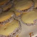 El cooksnap de Mily Arias cuando hizo Alfajor de maicena(con harina leudante).