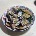 佐藤 鳴海 的 九層塔炒海瓜子 cooksnap