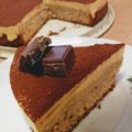صورة من أم نبأ وإبراهيم طباخ مع خبره جيده في مجال الخبز والحلويات السويديه، شاركها بعد تجربة وصفة كريم كراميل