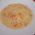 El cooksnap de elvi sanluis cuando hizo Sopa de fideos con garbanzos y zanahorias Exprés.