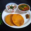 Poonam Singh का कुकस्नैप जब उन्होंने स्टफ्ड आलू मेथी मक्की की पूरी (stuffed aloo methi makki ki poori recipe in Hindi) बनाया था।
