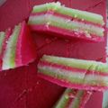 Cooksnap Tracy semasa beliau membuat Kuih lapis.