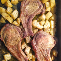 Cooksnap από Δημήτρης Πανανάκης στη συνταγή Χοιρινές μπριζόλες λεμονάτες με πατάτες στο φούρνο