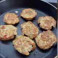 Cooksnap Zahrah Buang semasa beliau membuat Roti John Comel.