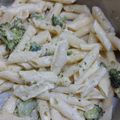 Cooksnap από ΓΕΩΡΓΙΑ ΚΑΛΛΙΟΠΗ ΑΣΗΜΑΚΟΠΟΥΛΟΥ στη συνταγή Πεννάκια με Μπρόκολο & Κρέμα Γάλακτος 🥦🧀🥦🧀🥦
