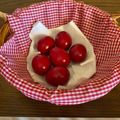 Cooksnap από Έλενα..♠️ στη συνταγή Τα κατακόκκινα αυγά της Λαμπρής♠️💜