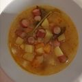 Adrienn Bánki Cooksnap-ja, amikor elkészítette a(z) Magyaros burgonyaleves receptet.