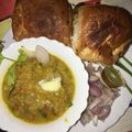 sweety का कुकस्नैप जब उन्होंने पाव भाजी (pav bhaji recipe in Hindi) बनाया था।