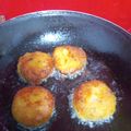 El cooksnap de River cuando hizo Tortitas de plátano rellenas de queso.