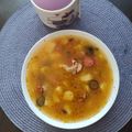 Сooksnap від Ольга , який(а) приготував(ла) Солянка зі свинини або яловичини з м'ясом, ковбасками та бочком.