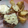 El cooksnap de Gabriela Avincetto Zimmermann cuando hizo Hamburguesas de carne caseras- papas rústicas y verdus al vapor.