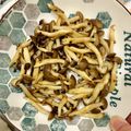黑暗料理進化中 的 乾炒香料奶油雪白菇｜10分鐘上菜 cooksnap