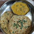 Soundari Rathinavel's cooksnap of when they made கோதுமை கார்லிக் நான்.