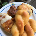 Cooksnap dari cahaya dewi untuk resep Twisted Korean Doughnuts