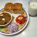 Kashmira Bhuva's cooksnap of when they made બટર પાઉં ભાજી.