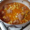 El cooksnap de Diana Carames cuando hizo Albóndigas guisadas con boniato🍠,papa🥔, batata🍠 y arvejas 🥫.