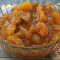 neelam gupta का कुकस्नैप जब उन्होंने खठी मिठी कच्चे आम की लौंजी (Khatti mithi kachhe aam ki launji recipe in Hindi) बनाया था।