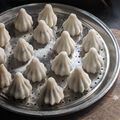 Karan Tripathi (Food Fanatic) का कुकस्नैप जब उन्होंने उकडीचे मोदक (ukadiche modak recipe in Hindi) बनाया था।