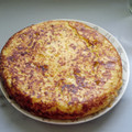 El cooksnap de nattaly olivares cuando hizo Tortilla de papas rellena con queso y jamón.