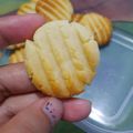 Cooksnap dari Seffy00 untuk resep Cookies 3 bahan, enak dan ekonomis