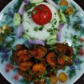 Sharmistha Paul's cooksnap of when they made পটল চিংড়ির তরকারি (potol chingrir tarkari recipein Bengali).