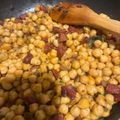 El cooksnap de Nuria Delgado cuando hizo Garbanzos salteados con chorizo y albahaca.