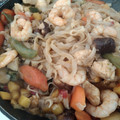 El cooksnap de Sandra cuando hizo Fideos chinos con gambas y pollo en Airfryer Cosori Dual Blaze.