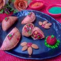 POONAM ARORA's cooksnap of when they made Gulabo gujhiyas /sweet Gujhiyas or chandrakala in gulkand flavour.