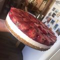 Szandra Simon Cooksnap-ja, amikor elkészítette a(z) Epres sajttorta, sütés nélkül receptet.