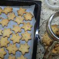 Cooksnap από Αθανασία Νταλαγιάννη ! στη συνταγή Μπισκοτάκια βουτύρου με σταγόνες σοκολάτας