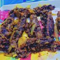 pinky makhija का कुकस्नैप जब उन्होंने करेले प्याज़ की सब्जी (karele pyaz ki sabzi recipe in Hindi) बनाया था।