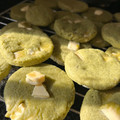 El cooksnap de Rocio Barzola cuando hizo Galletas de té matcha con chips de chocolate blanco.