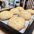 Sulphate Chancellor 的 港式菠蘿包 (手搓麵包) cooksnap