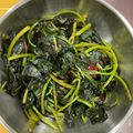 廖文仲 的 清炒地瓜葉 cooksnap
