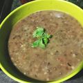 Rafiqua Shama का कुकस्नैप जब उन्होंने काली मसूर दाल (kali masoor dal recipe in Hindi) बनाया था।