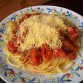 El cooksnap de claudias10 cuando hizo Fideos caseros con salsa de tomate natural.