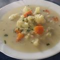 Madarász Solya Cooksnap-ja, amikor elkészítette a(z) Karfiolleves - legegyszerűbben 🥣👌🏻 receptet.