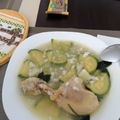 El cooksnap de AnaLi cuando hizo Caldo de pollo con verduras y arroz.